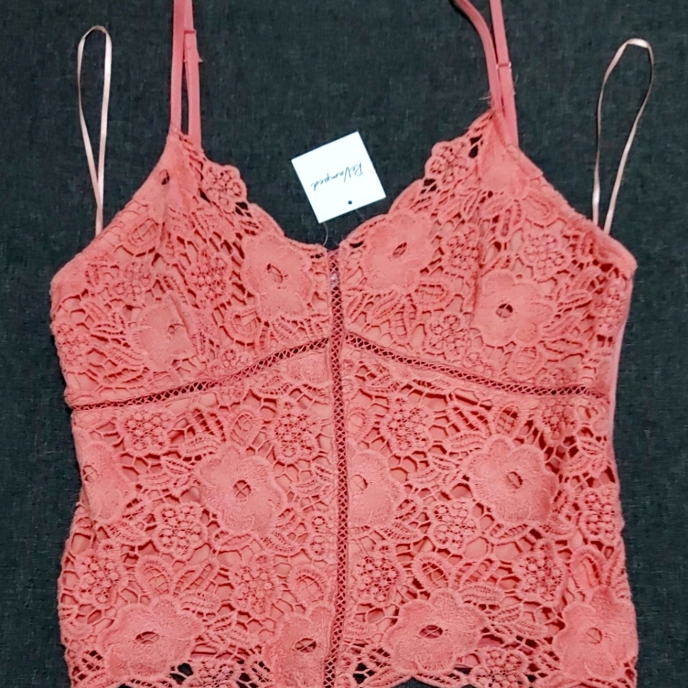 Revamped Spaghetti Strap Floral Tank Top